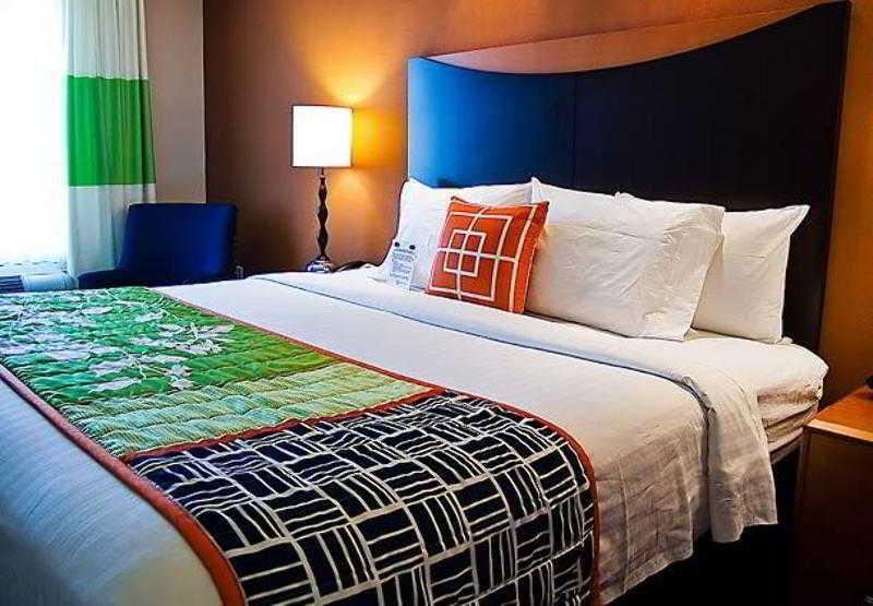 Fairfield Inn & Suites Tampa Fairgrounds/Casino Orient Park Exterior foto